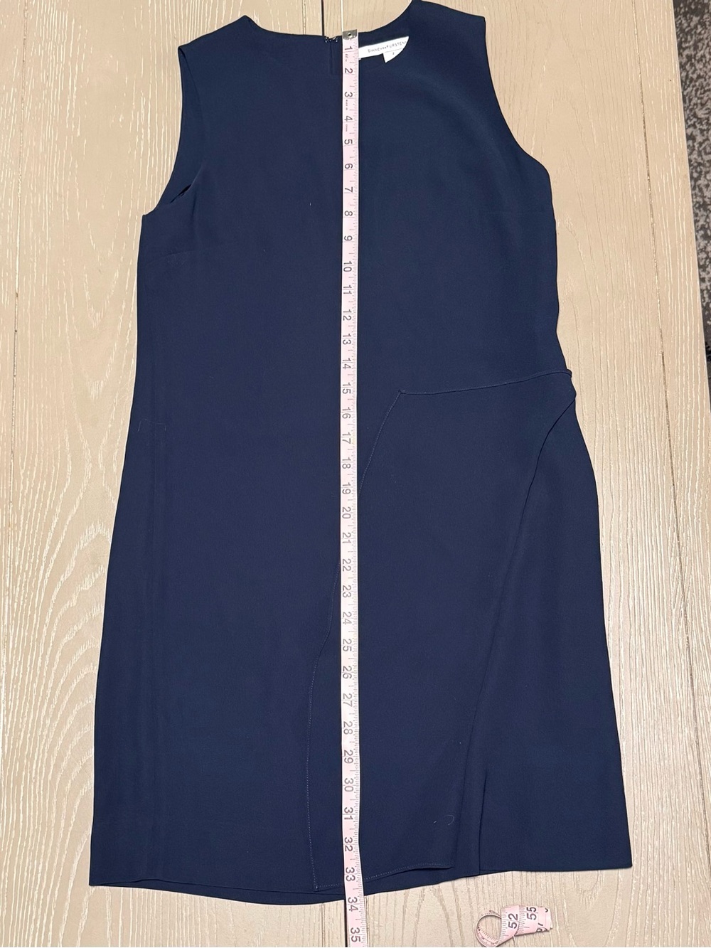 Diane von Furstenberg Navy Asymmetric Drape Shift Dress Sz 2 Crepe Minimalist - Picture 4 of 8